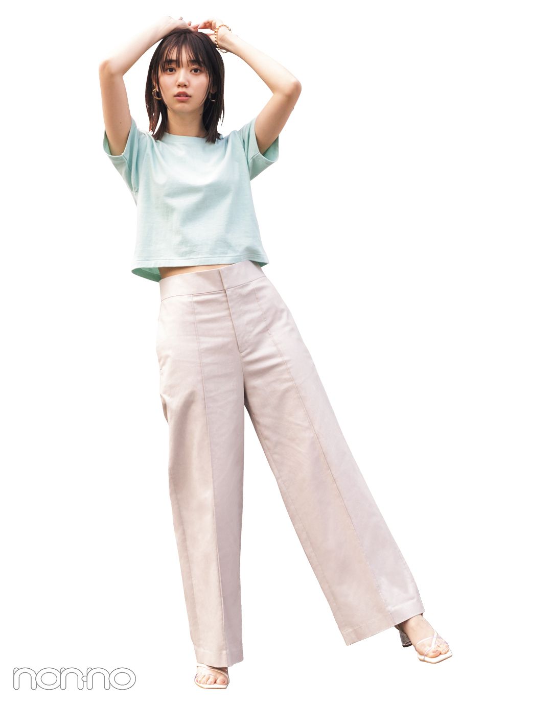 ノンノ Nonno スタイル美人に大変身したい 二の腕隠し お腹回りカバー スタイルアップを叶える夏の本命tシャツはコレ T Co Y2phoufaki 江野沢愛美 横田真悠 ノンノ Nonno T Co L2yqhcyyej Twitter