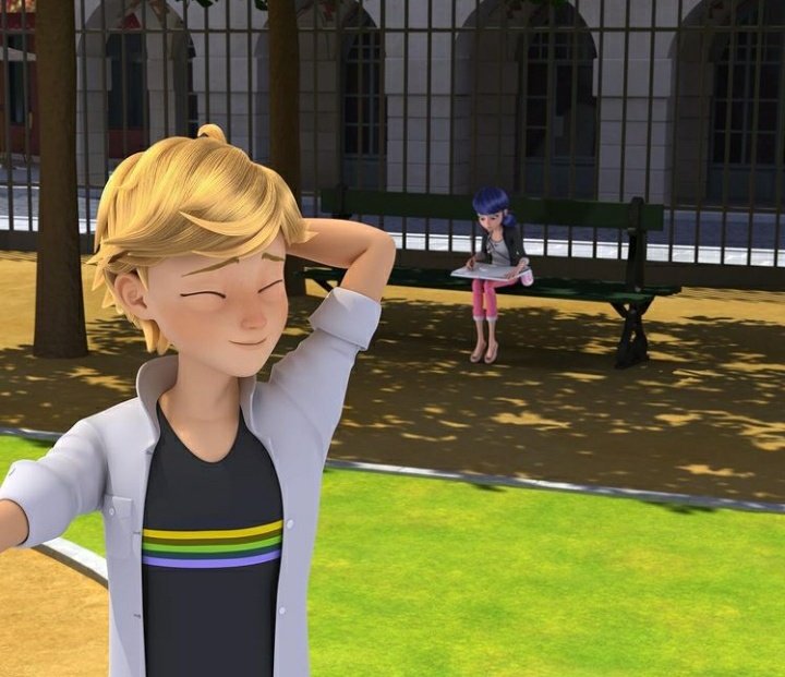 I have no idea what she drew but it looks so cute☺ <a href="/ChaingMariette/">Official.. Mariette.. Dupaing_chaing.</a>