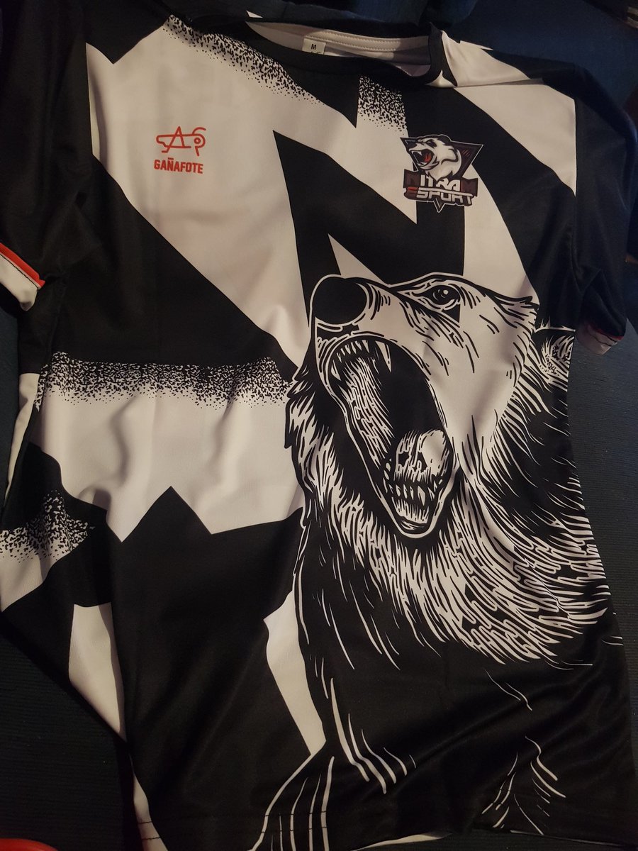 lodakir's tweet photo. Acaba de traemen la camisa del @NitrameSports un gran equipo y una pena no haber podido competir todo juntos esta temporada
A la siguiente volveremos con mas fuerzas
Y gracias a @brandorl124 y @javicas19831 por el detalle de la camisa 💪
#gonitram https://t.co/Vx1omdS9Kf