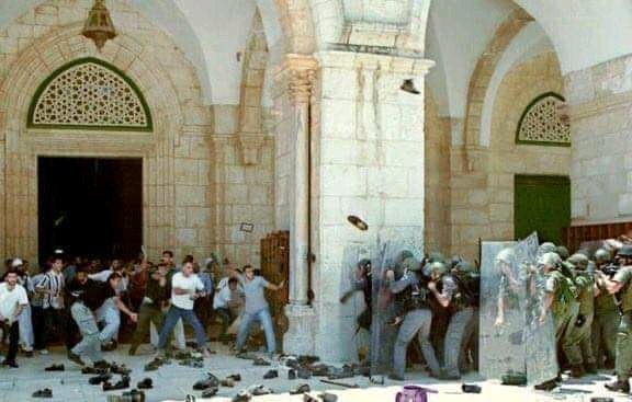 AgoudjilFaiza's tweet photo. From Algeria: save humanity, save Palestine, save Gaza.
#GazaUnderAttack 
#GazaUnderAttack 
#GazaUnderAttack https://t.co/ZLCvjxNp3E