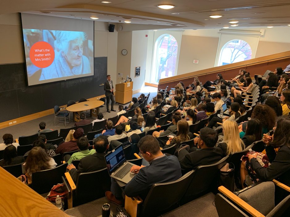 Today marks 1 month until our fourth annual #SocialPrescribing conference! #SPSC21
We’re looking back at previous years. 🎞

Join this year: forms.gle/xdBuHyqnUfWjX3…

Students can submit work to our Student Showcase.
Feedback, certificates &amp; prizes!
Submit: forms.gle/UBLVqoxYCENpGe…