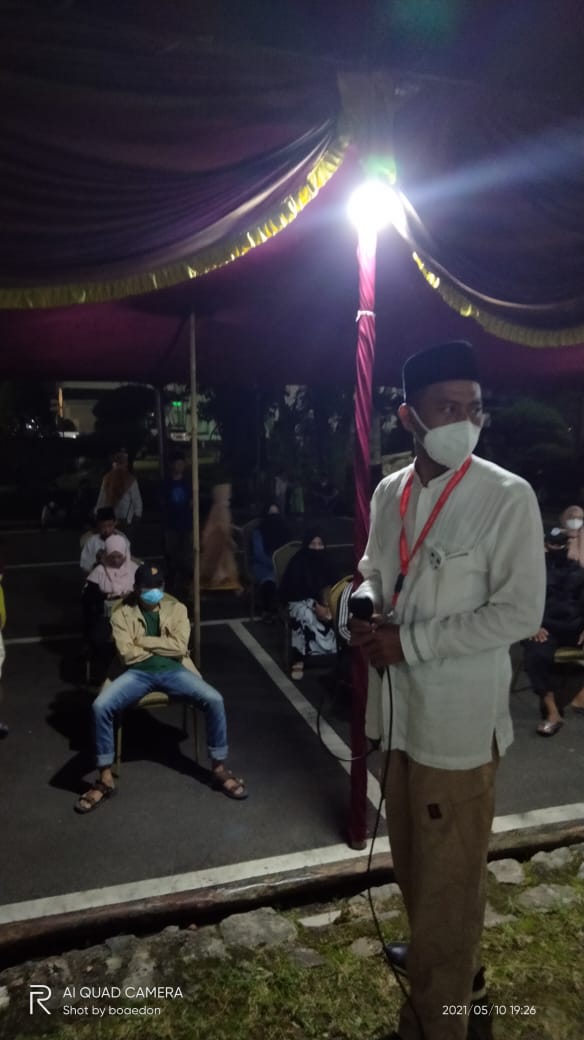 abah_sidik's tweet photo. Alhamdulillah tiba di etape terakhir  dosis pertama tugas kami tim vaksinasi covid-19
Dg sasaran Dewan Masjid Indonesia, LDII dan PUI.
Nanti dilanjut setelah lebaran
Semangat terus relawan LPBI NU Cianjur
@PPLPBINU 
@YayahRuchyati 
@nu_online 
@ali_yoseph https://t.co/9OteP0HRTG