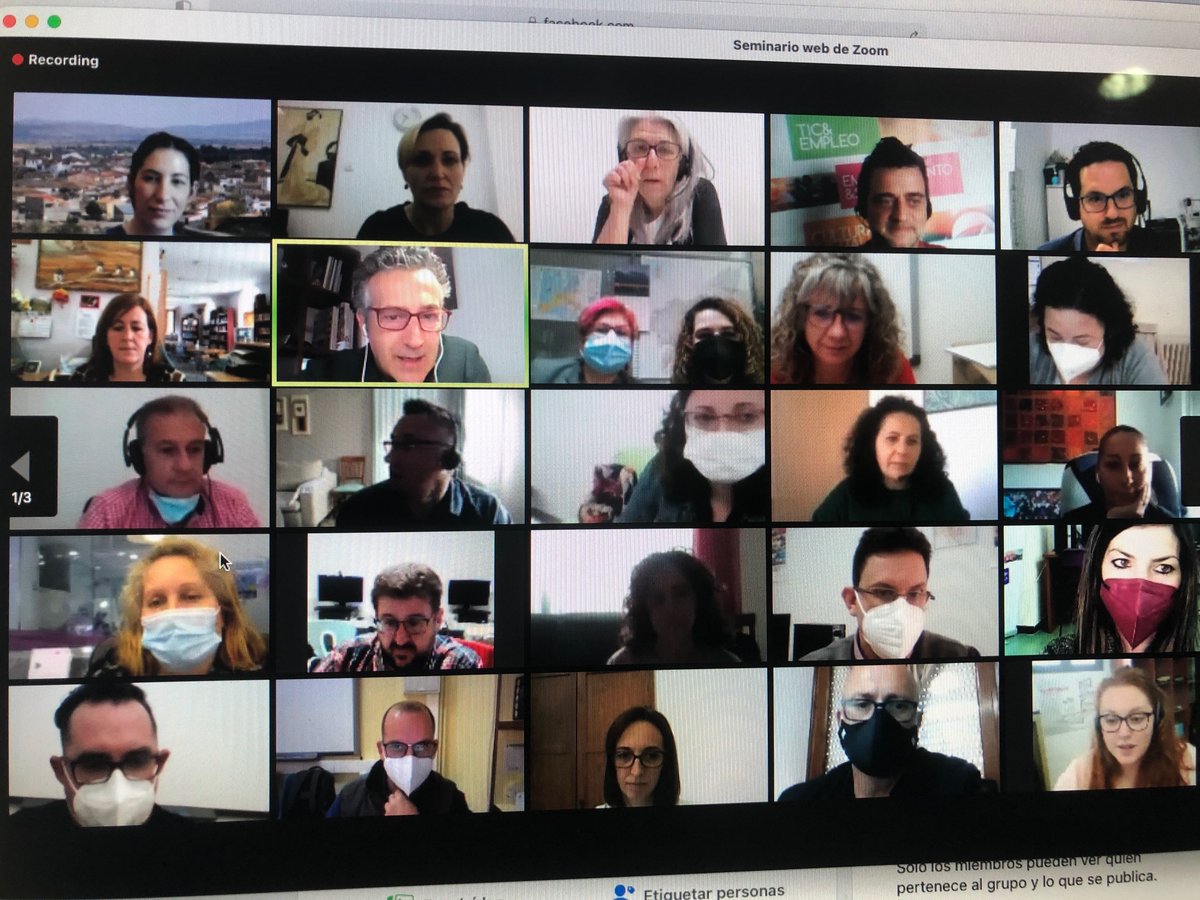 SomosDigital_'s tweet photo. Finaliza #ExperienciasSomosDigital Encuentro Online de Dinamizadores. #DiadeInternet 

Una pequeña muestra de los más de 1.400 Técnicos y Formadores de los Centros de Competencias Digitales. https://t.co/HPi2cvM16v