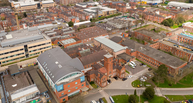 Vital Energi awarded £25m deal to reduce Nottingham City Hospital’s carbon footprint - fmj.co.uk/vital-energi-a… #facman #CarbonFootprint #EnergySavings #EnergyManagement