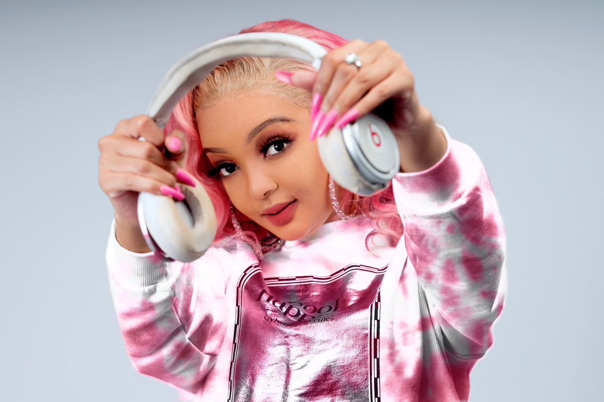 pinkygirl_sa's tweet photo. Cool Happens 💕😊🎛🎧 https://t.co/OEee81Nz01