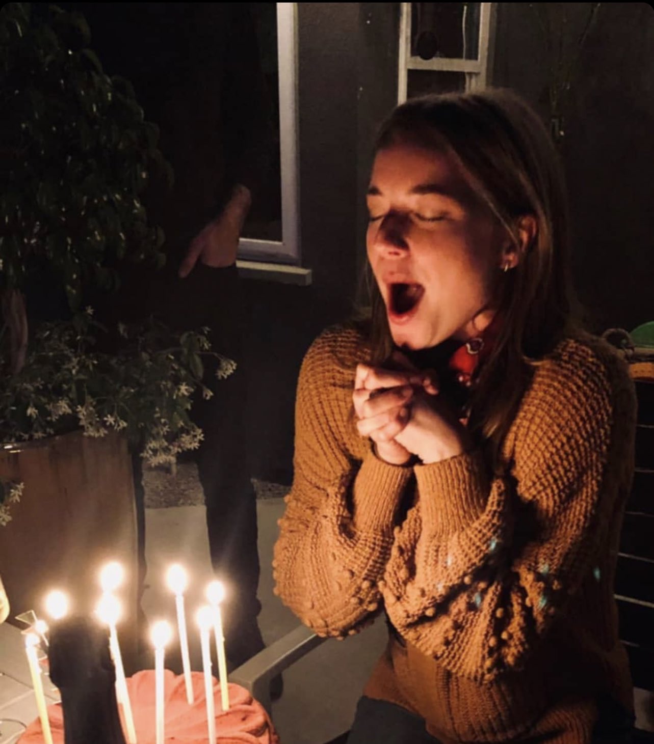 HAPPY BIRTHDAY EMILY VANCAMP!!! <333 