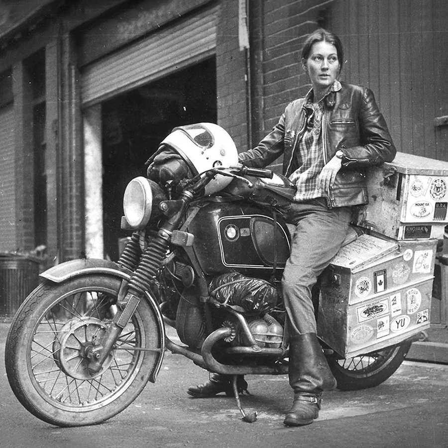 NG_BrakeDisc's tweet photo. #ElspethBeard, la primera mujer en dar la vuelta al mundo en motocicleta. Te explicamos como semejante proeza fue recibida de manera tan indiferente. Lee nuestro blog.

🔗 https://t.co/kN9L5eKRlH

#adventuretravel #bmwr60 #loneriderbook #bmwmotorroadgirls #worldtravel @BMWEspana https://t.co/bX6mAUbeKd