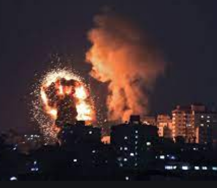 v_geuzen's tweet photo. teveel mensen zijn bezig nu met #jood tov #zionist en #palestijn tov #moslim en dan #jood vs #palestijn enz... en wie wat wanneer waarom hoe zou gedaan hebben .... maar eerst en vooral gaat het over mensen en dromen die kapotgeschoten worden #peacefire #jerusalem #gaza https://t.co/RTiVaU0VL3
