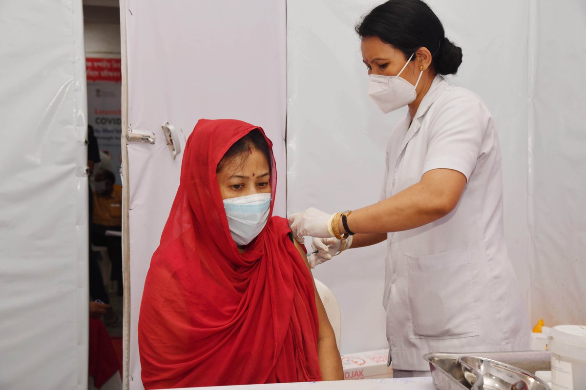 ASteiner's tweet image. Nurses account for more than half of the world's health workers according to @WHO. #InternationalNursesDay spotlights the role nurses play in the #COVID19 response for #Health4All. ow.ly/bJiS50EKTMR #Unite2FightCorona
