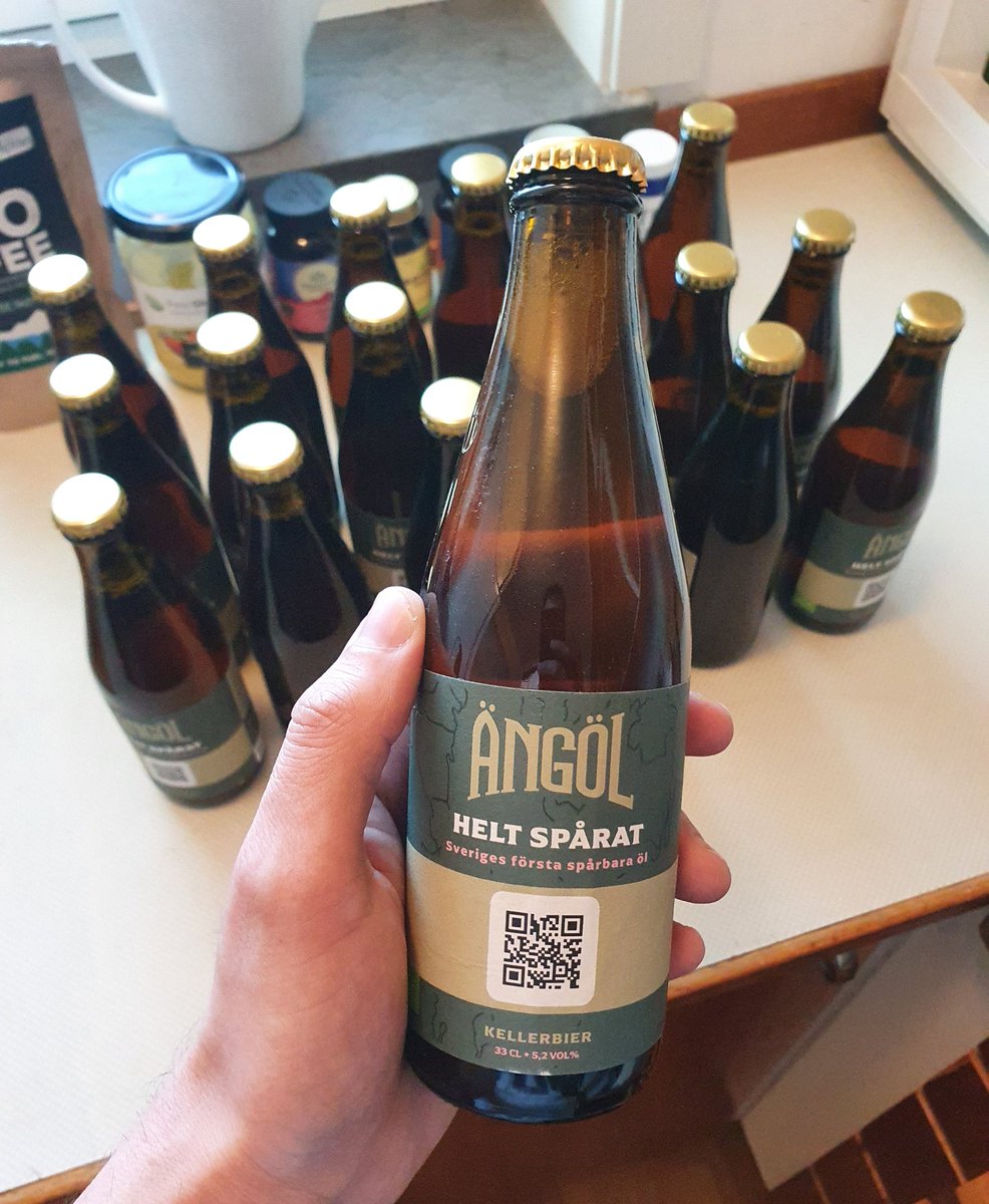 VladanLausevic's tweet photo. My first batch of #heltspårat (completely traceable) #beer which is the first #blockchain based beer in #sweden 

As a consumer and beer lover, one can trace the production cycle including aspects as #energyemissions and #climateimpact 

#craftbeer #microbrewed #ecofriendly https://t.co/XL6xyphdfG