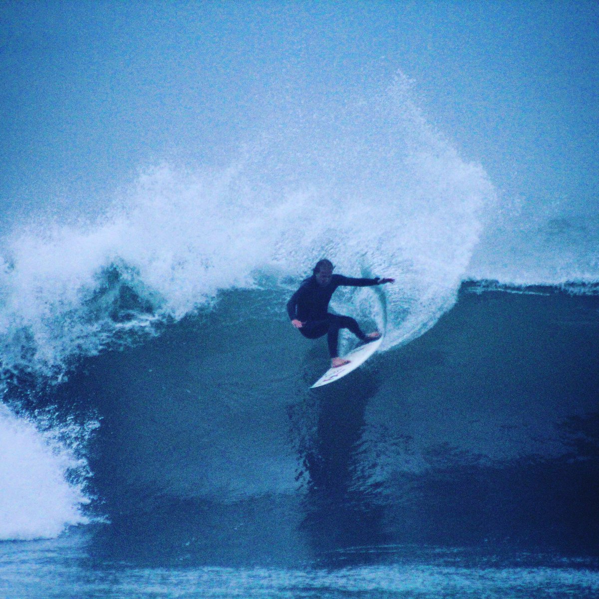 Martins Beach, Half Moon Bay, CA. Surfer <a href="/dylanxensen/">Dylan Christensen 🇺🇸🇿🇦</a> Photo <a href="/amberxensen/">Amber Gill</a> #OMB #OpenMartinsBeach #MartinsBeach #CoastalAct #cacoastalact