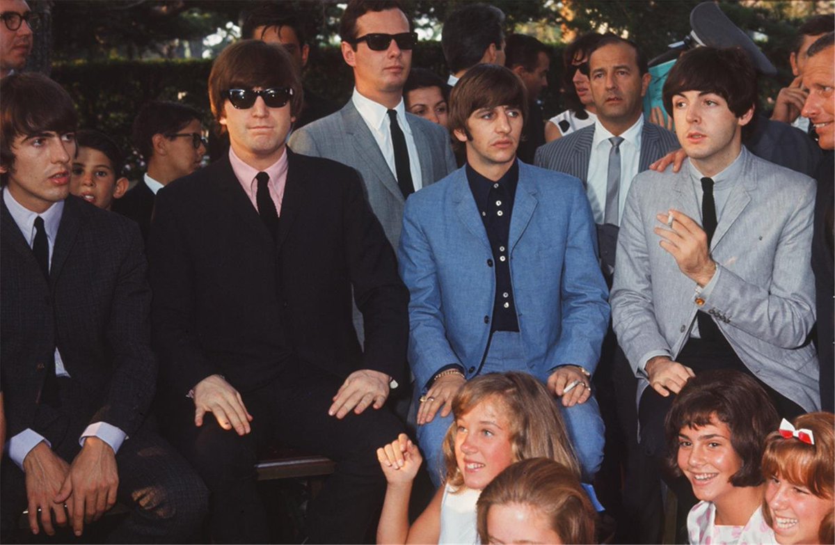 summer_turtle_'s tweet image. The Beatles and Entourage At Hemophilia Foundation Charity Event 1964
