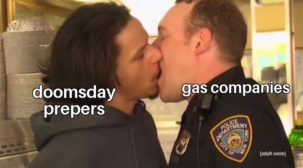 Travis_P_Comedy's tweet photo. How I see people freaking put about gas https://t.co/SSfm7FMNBB