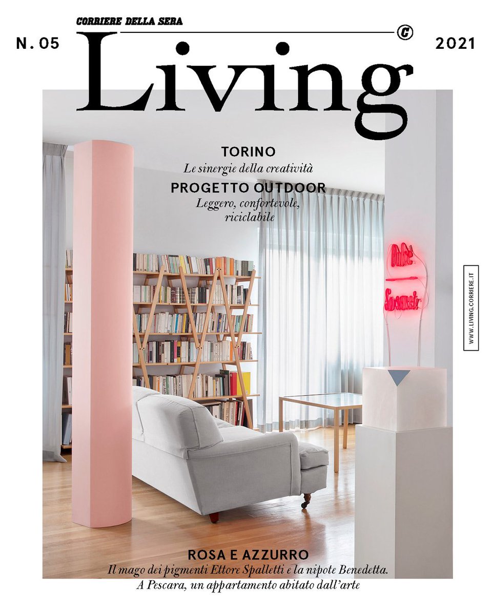 È in edicola il nuovo numero di Living. Ecco una preview dei servizi più belli: bit.ly/IG_living_di_m… #12maggio #interiormagazine