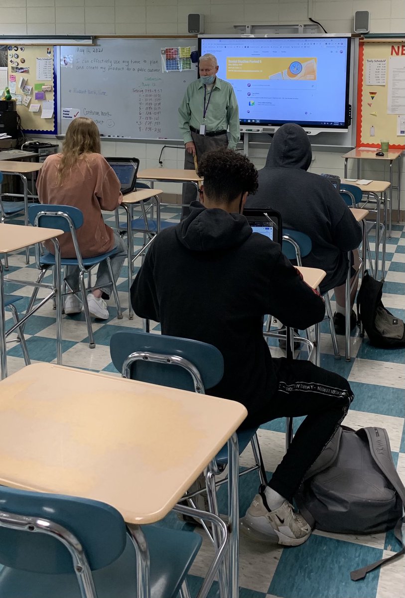 IARMolloy's tweet photo. Paideia interviews- thank you for sharing a firsthand account of the Hartford Circus Fire with our student historians. #fpsleadingtheway https://t.co/v5iwWzzkzT