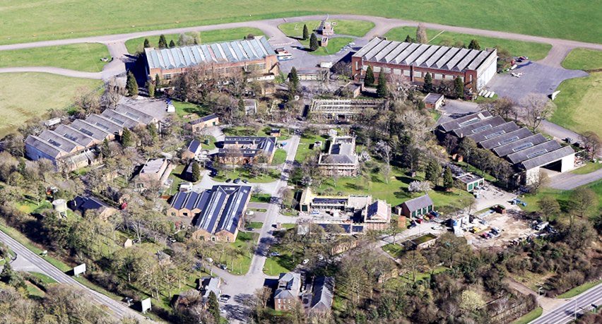 Lovely visit to ⁦<a href="/BicesterH/">Bicester Heritage</a>⁩ today, thanks for the tour ⁦<a href="/BulldogIV/">Philip White</a>⁩. We’ll be back.