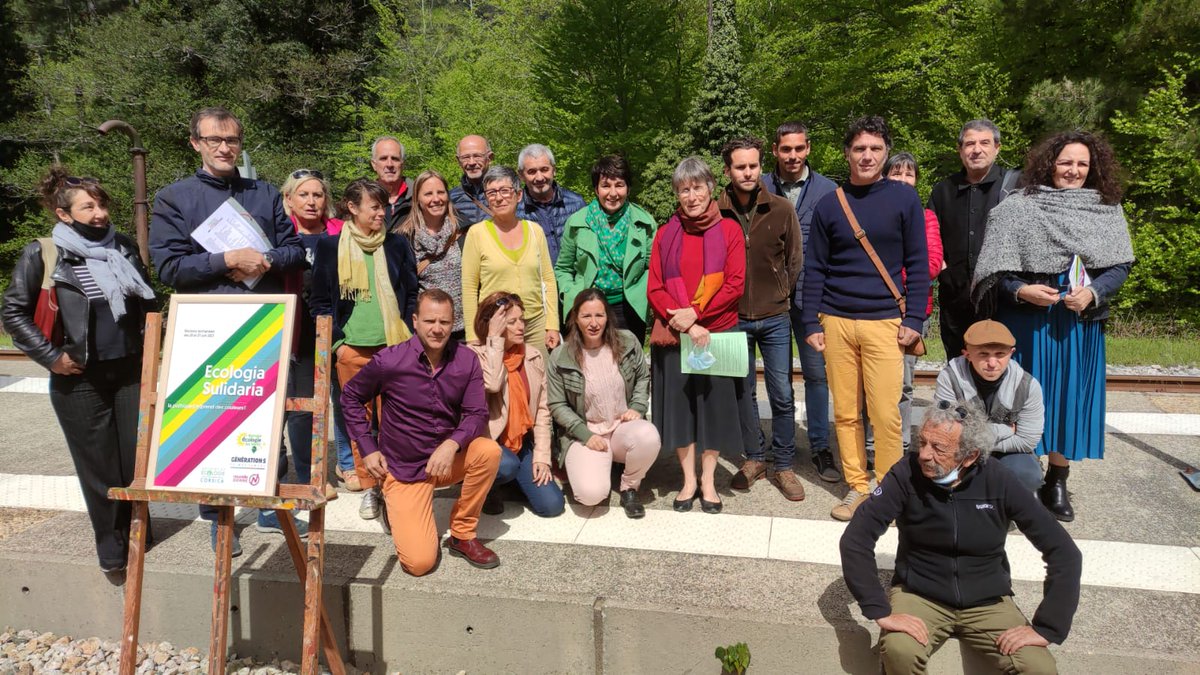 Territoriales 2021 : Agnès Simonpietri, tête de liste d'Ecologia Sulidaria pour les élections

➡️france3-regions.francetvinfo.fr/corse/territor…