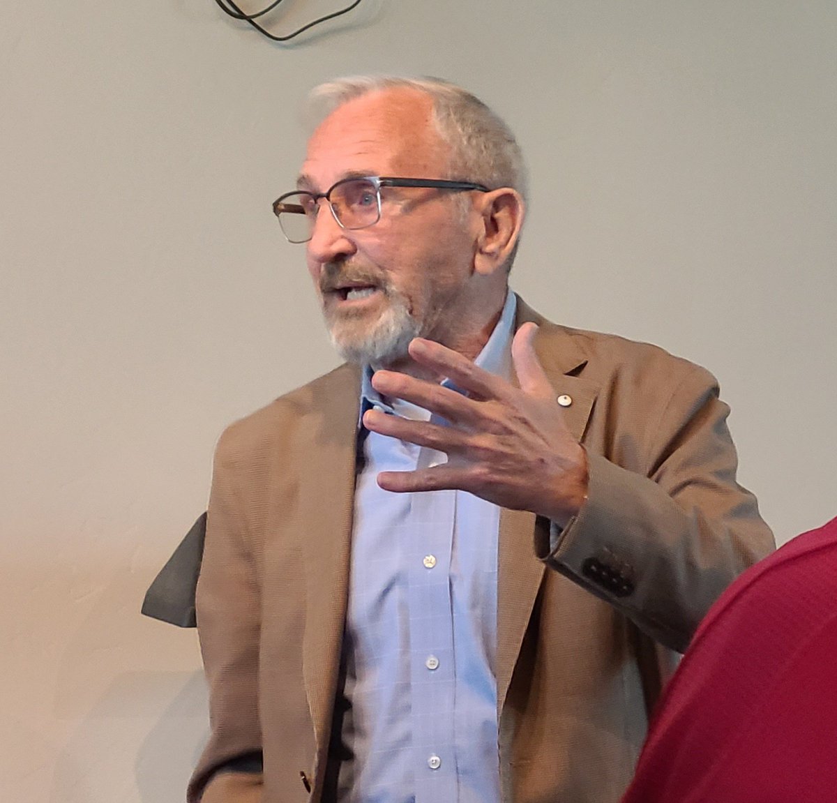 Larry Stock with Queen City Roofing is presenting today at the #GenNextSCA monthly meeting about leadership. Great opportunity for our under 40 group!