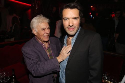 Santé:People>Nicolas Bedos a aidé son père à mourir : récit d'une- bit.ly/3tGUVi7 #senior