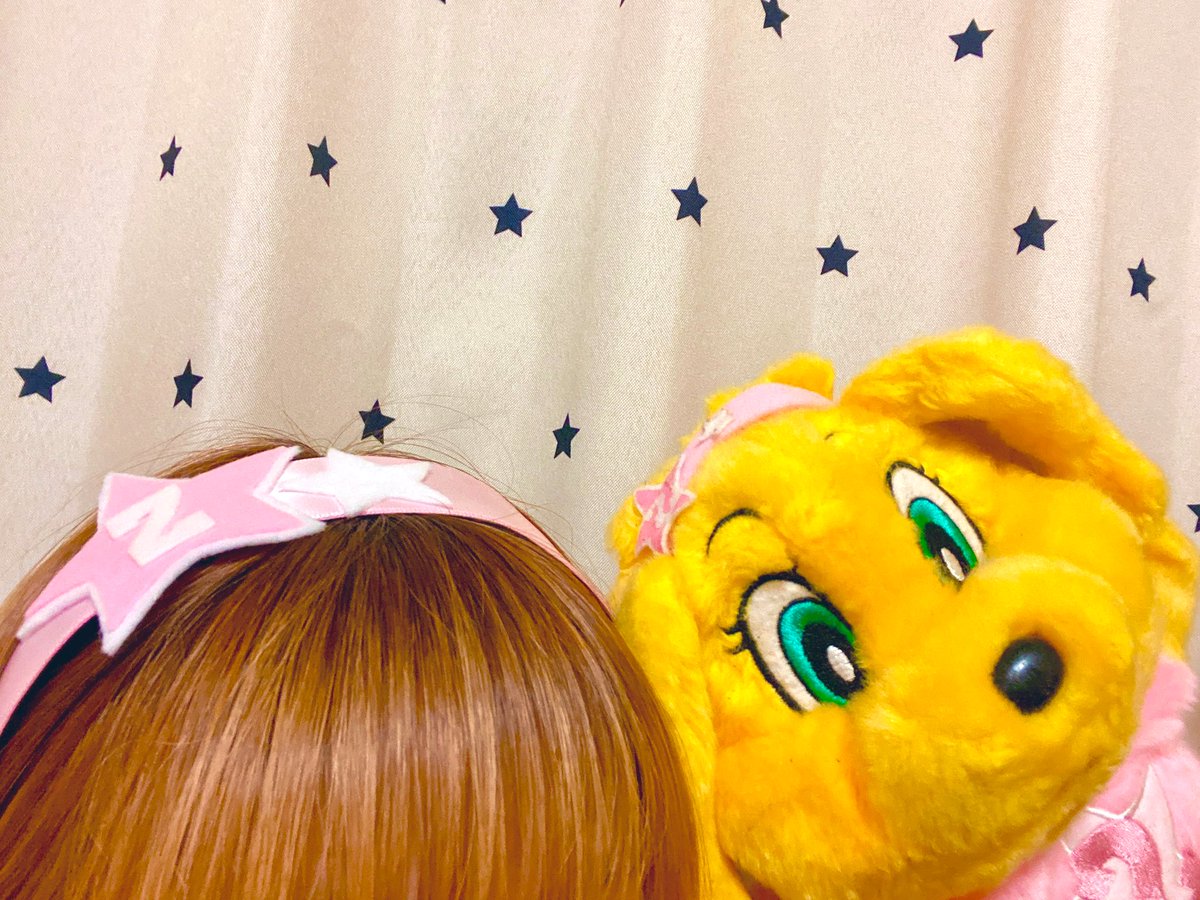 a__chan0417's tweet photo. ピカルちゃんのカチューシャが欲しいと思い続けて早5年、いよいよ自作したのだけどやっぱりワイには似合わなかったからピカルちゃんが大好きなカワイイ頑張り屋さんのあの子にあげようかなぁ（´-`）.｡oO(✌️🧡) https://t.co/zxzZS9SG8Y