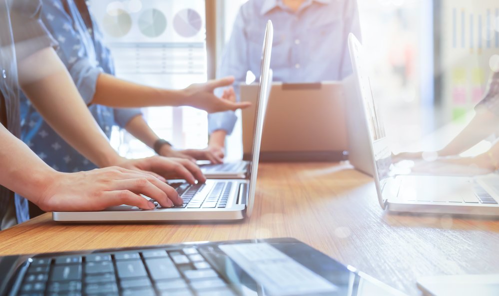 It's critical for small businesses to have the right tech. These are the leading voices on the hottest trends affecting small business technology  today--> ow.ly/DUy450EIoQz #techinfluencers#smallbiztips #techenablement