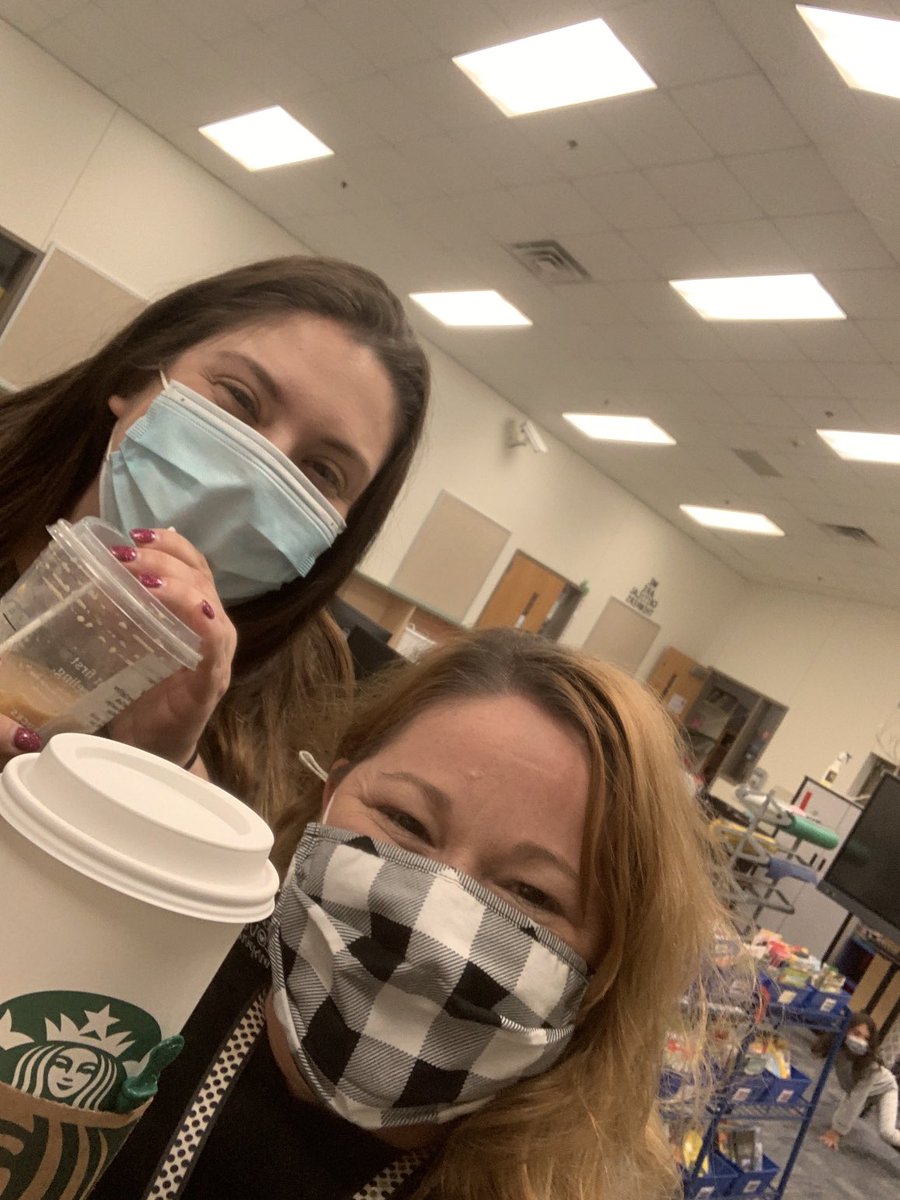 MrsMillerKinde1's tweet photo. Who’s the best?!  This girl.  She always texts me when she’s stopping for coffee.  So thoughtful and sweet.  ⁦@GunstreamFrisco⁩ #teacherbesties #coffeesaveslives https://t.co/4kLRbO7KRy