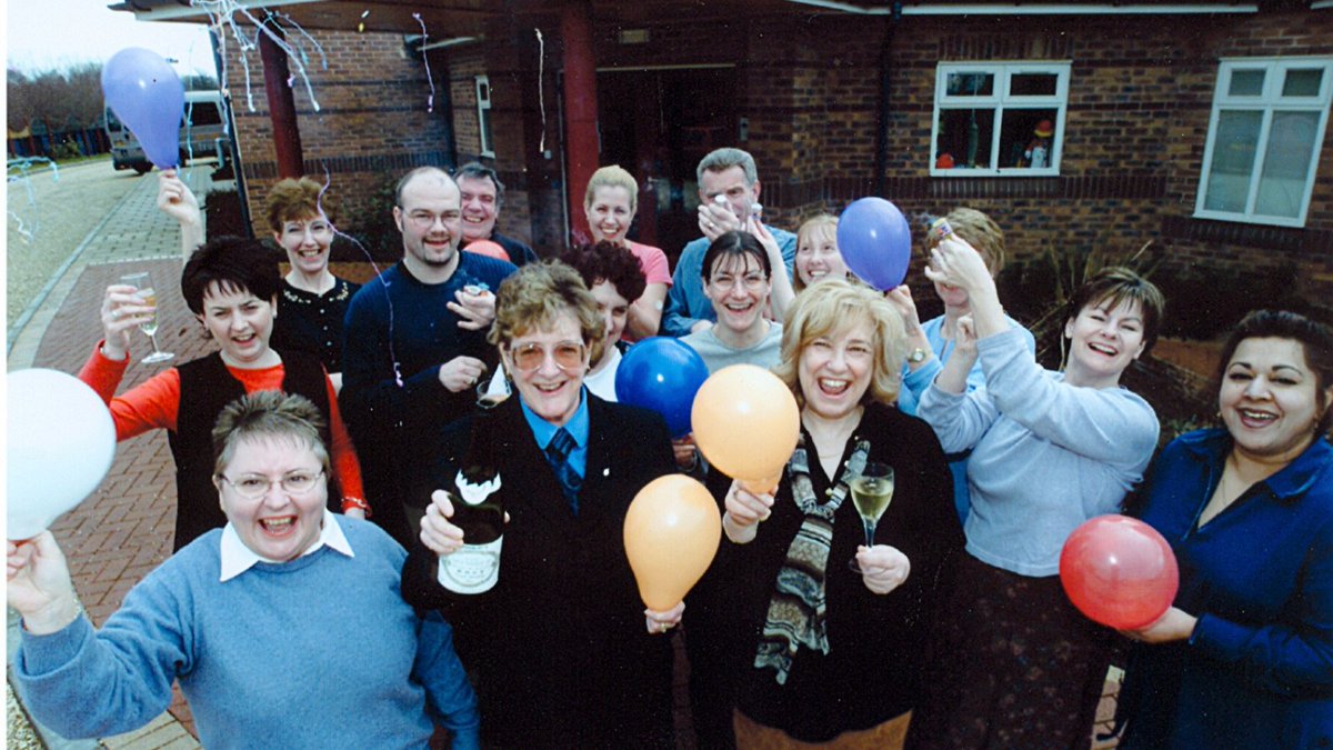 AcornsHospice's tweet image. How it started vs. how it's going 

Acorns in the Black Country is 21 today! 

#blackcountry #happybirthday #21today