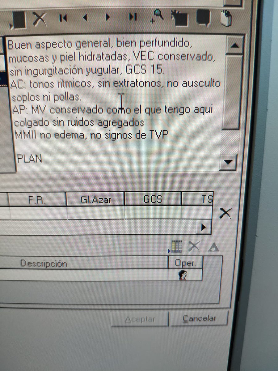 AngryDoc_'s tweet photo. Me han pasado esto y no he podido parar de reírme 😂😂😂 https://t.co/UOk0kNdVAq