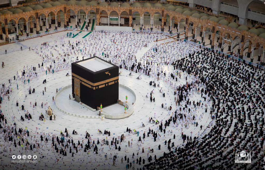 Makkah_wr's tweet photo. #٣٠_رمضان_١٤٤٢ :
اللهمَّ سلِّمنِا لرمضان، وسلم رمضان لنا، وتسلمه منا مُتقبَّلاً 🤍. https://t.co/69cxb4nJPG