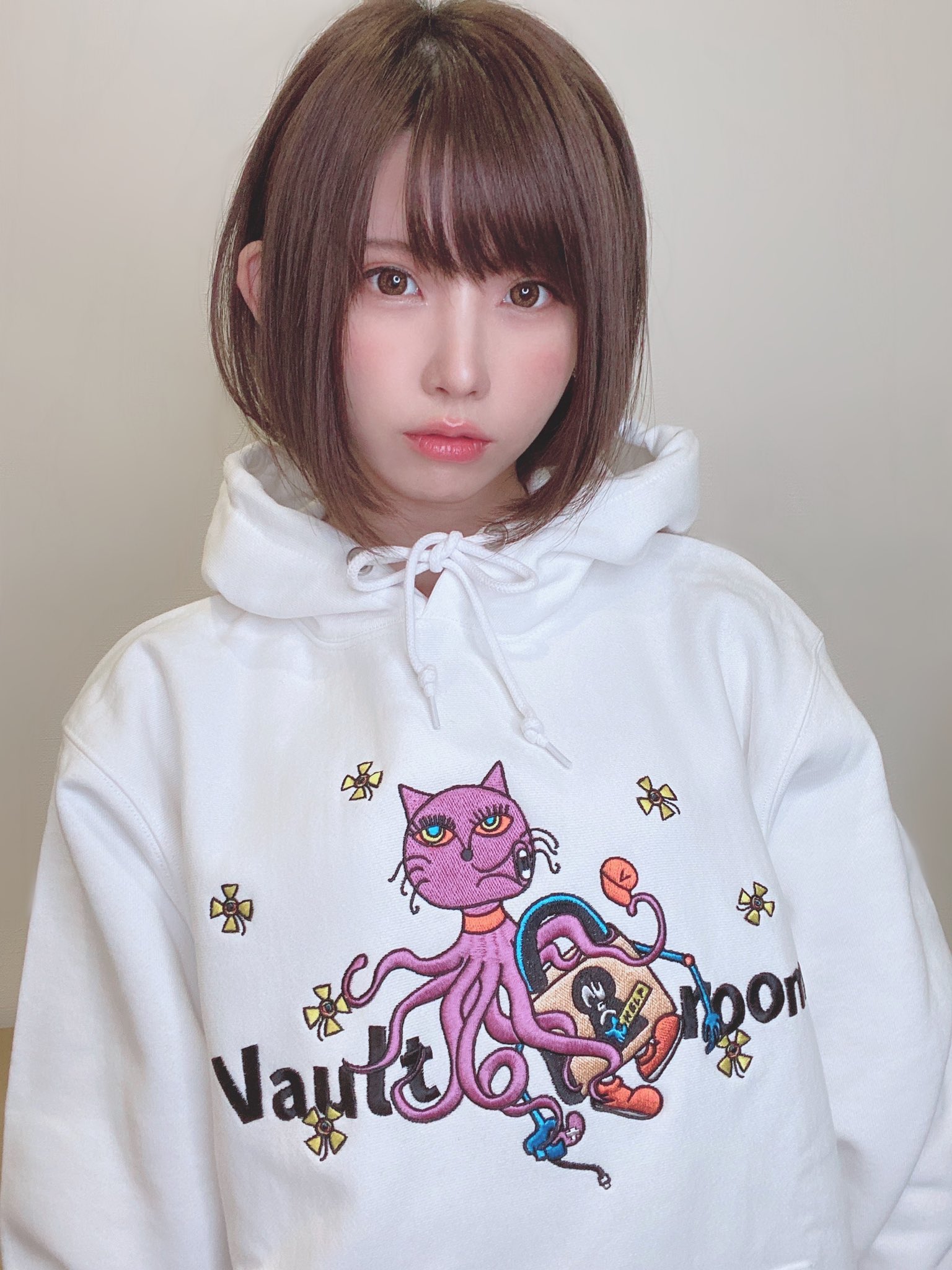 L vaultroom NYANTAKO TEE にゃんたこ