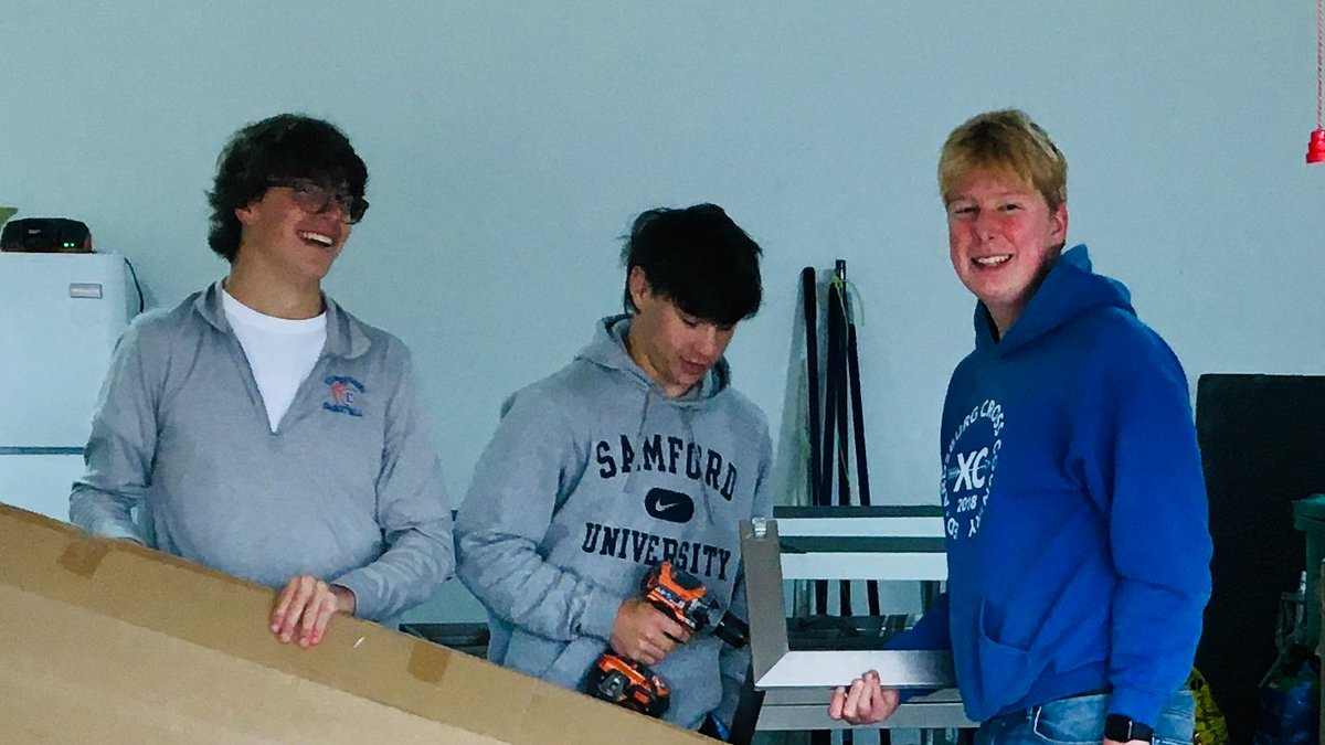 We're about #familyfun, #conciergeservices at the lake and #employing, #mentoring and #training youth in #southwestmichigan.

Check out this #blogpost from <a href="/TimLeman/">Tim Leman</a> / <a href="/TheGibsonEdge/">Gibson</a> on #mentors and #mentees!

thegibsonedge.com/blog/are-you-a…