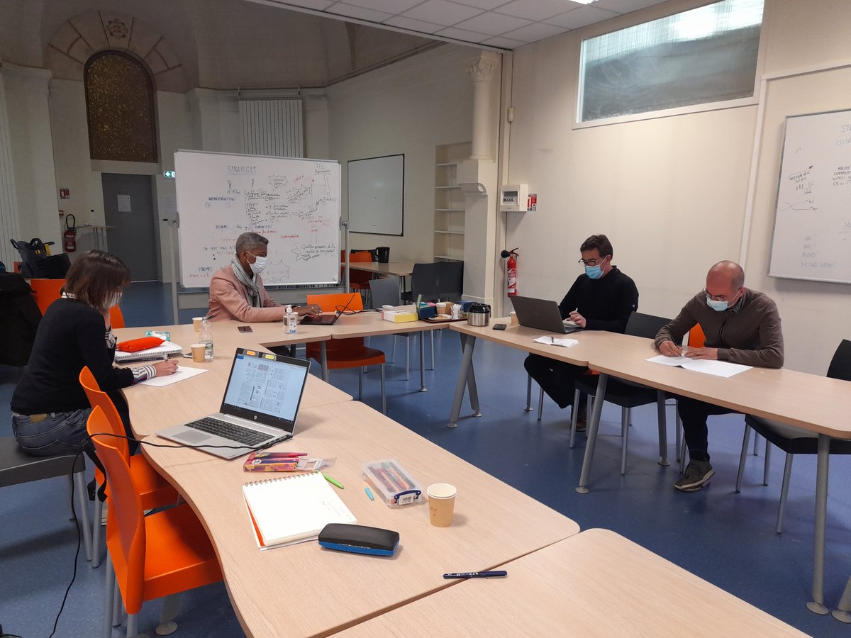 Coup de neuf sur nos projets : CAP sur 2021-2022 !  L’équipe des formateurs INTRA ISFEC Bretagne a mis le cap sur la conception de ses nouvelles maquettes ! <a href="/SignoretBarbara/">Barbara Signoret</a> @abgralljp <a href="/EricSIMON35/">Eric SIMON</a> Hélène Cabon, Jean-François Vigilant, Morgan Tremel