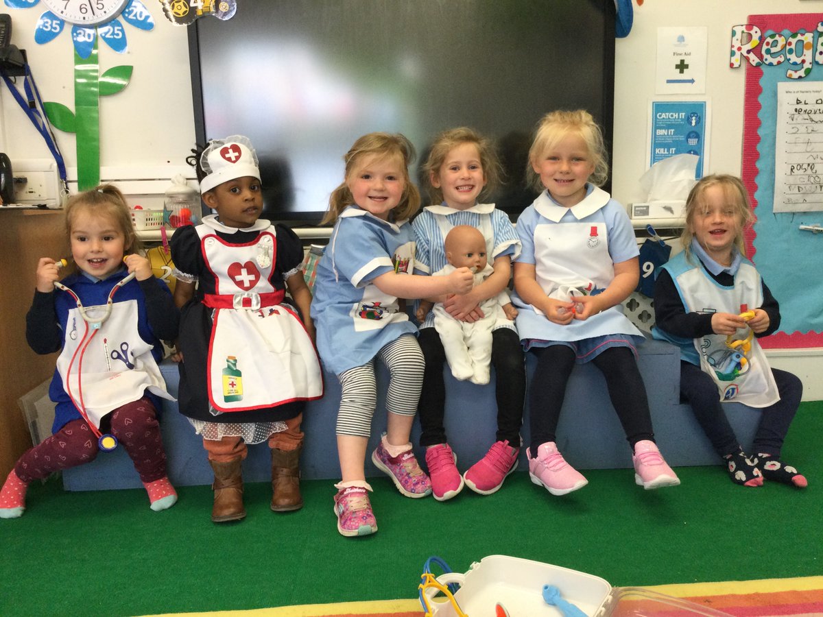 It was a fun morning in Nursery today with our pupils weighing objects using the balancing scales and taking on the role of nurses and doctors in the role play area for Nurses Day! #nursesday2021 #EYFS