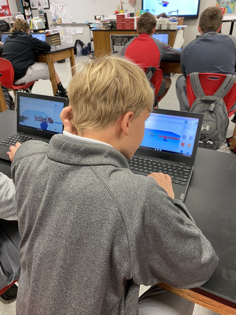 bmcdaniel19831's tweet photo. Students @SaralandMiddle learn CAD drawings with unit on simple machines https://t.co/uhNmEUyYMQ