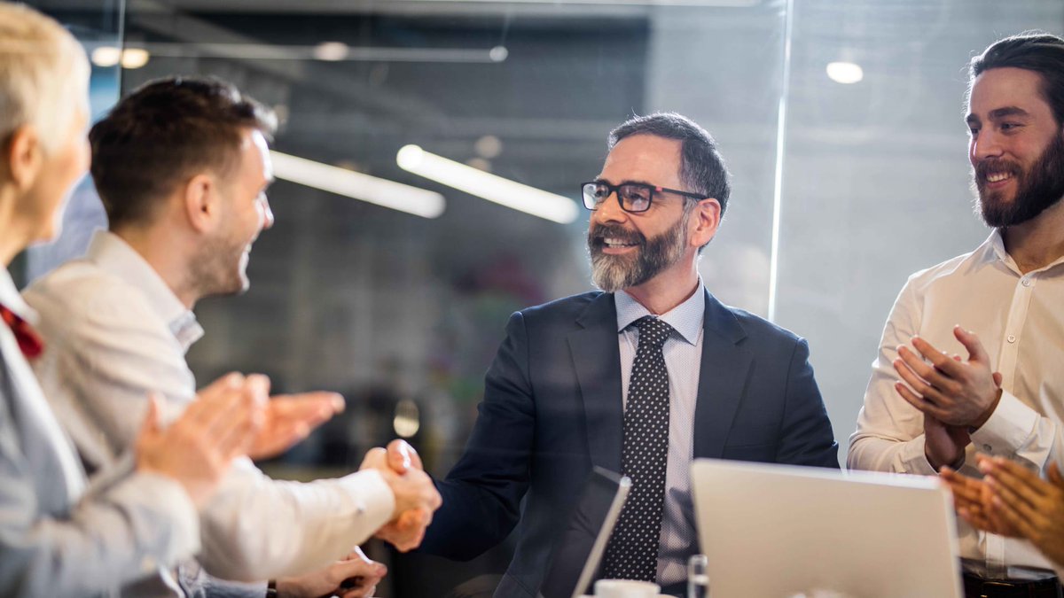 A recent study from @Joblist_com found that nearly 70% of respondents prefer to be managed by an internal hire. Internal hires also boosted #productivity and loyalty.

<a href="/jeff_haden/">Jeff Haden</a> #HR
inc.com/jeff-haden/its…