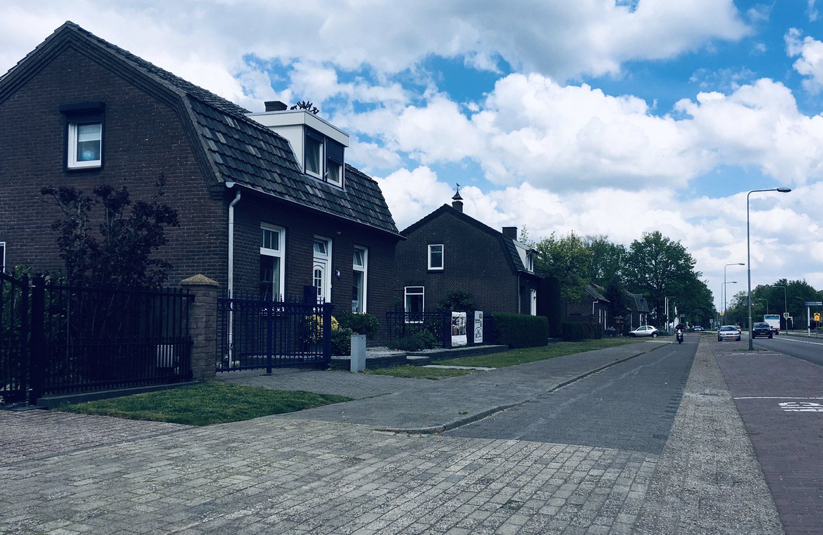 KJvanWijk's tweet photo. Toen & nu #Venray 1944
#OperationConstellation https://t.co/hyg0VI0mn9