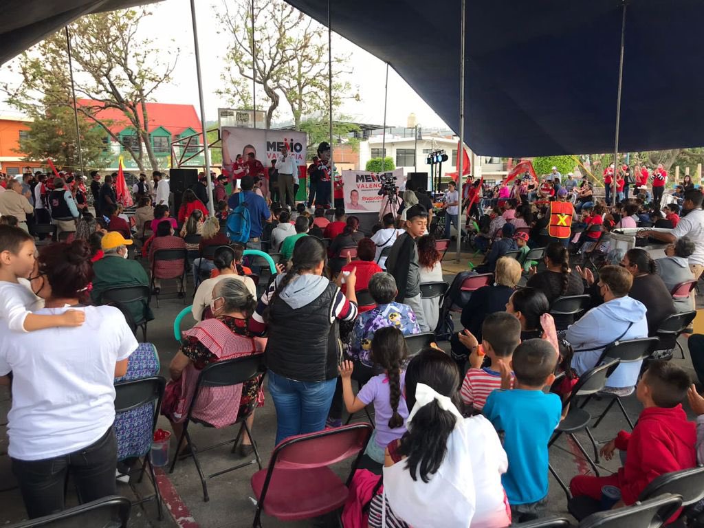 PriMoreliaCM's tweet photo. El día de ayer tuvimos el gusto de acompañar a nuestro candidato Memo Valencia al festejo del día de las madres en la Tenencia Morelos acompañado de Juan Mamiel. Disfrutamos de una tarde muy amena en la que muchas mamás festejaron su día en compañía de sus familias.

#ConMemoSí https://t.co/Nbo8y1nRPs