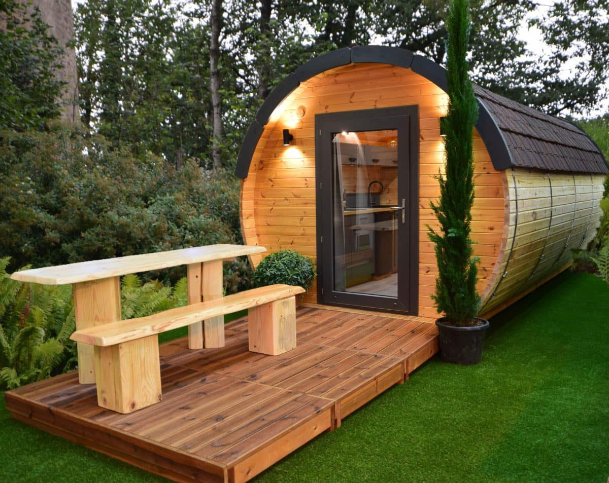 Nouveauté : Nuit insolite à Sommières 📍
Ouverture de Hôtel Les Prés Du Roi à Sommières > J-2 ⏳ Imaginez-vous au milieu des vignes du Domaine de Massereau pour passer une nuit dans... un tonneau ! 
👉  les-pres-du-roi.com 
🗓 𝘖𝘶𝘷𝘦𝘳𝘵𝘶𝘳𝘦 𝘭𝘦 15 𝘮𝘢𝘪