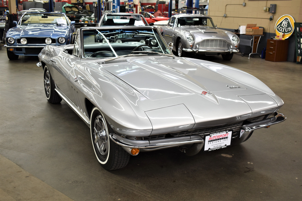 AutosportDesign's tweet image. New Inventory - 1966 Chevrolet Corvette 327/300 Convertible conta.cc/3tIdfHk