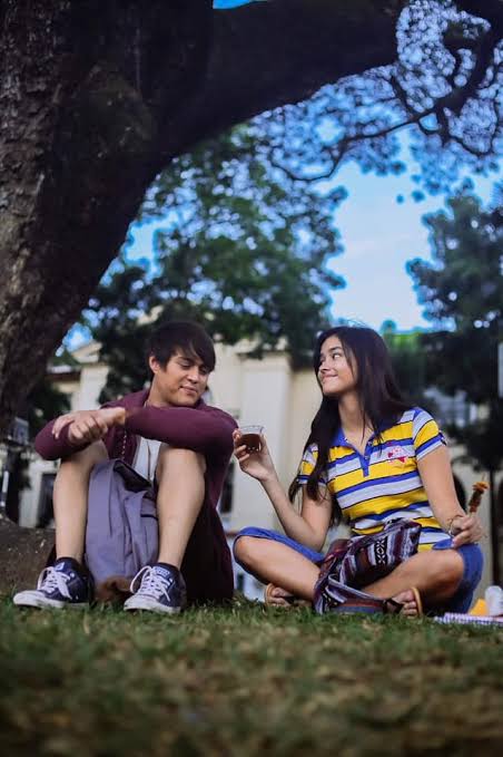 NidhiiTweets_'s tweet photo. This Philippine movie❤
Sometimes you have to leave ur love even though u know u, u are never gonna love another person again. But still u chose to hurt both and circumstances only can be blamed. But when u meet again, you feel your soul alive again.
#LizQuen #AloneOrTogether ❤ https://t.co/vPQss1T6nf