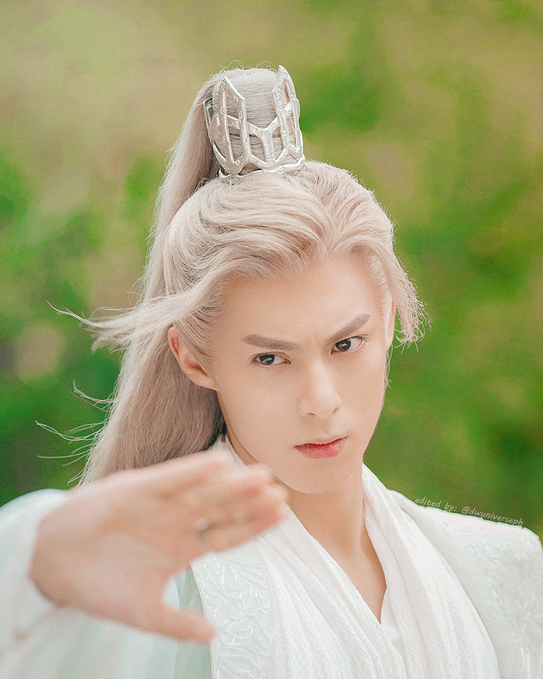Dylan Wang 王鹤棣Universe 🇵🇭 on X: #DylanWang as our highness dragon king,  Yuchi Longyan🐉 Watch #MissTheDragon on WeTV with eng subs!  🔗 #王鹤棣#wanghedi #遇龙#yulong   / X