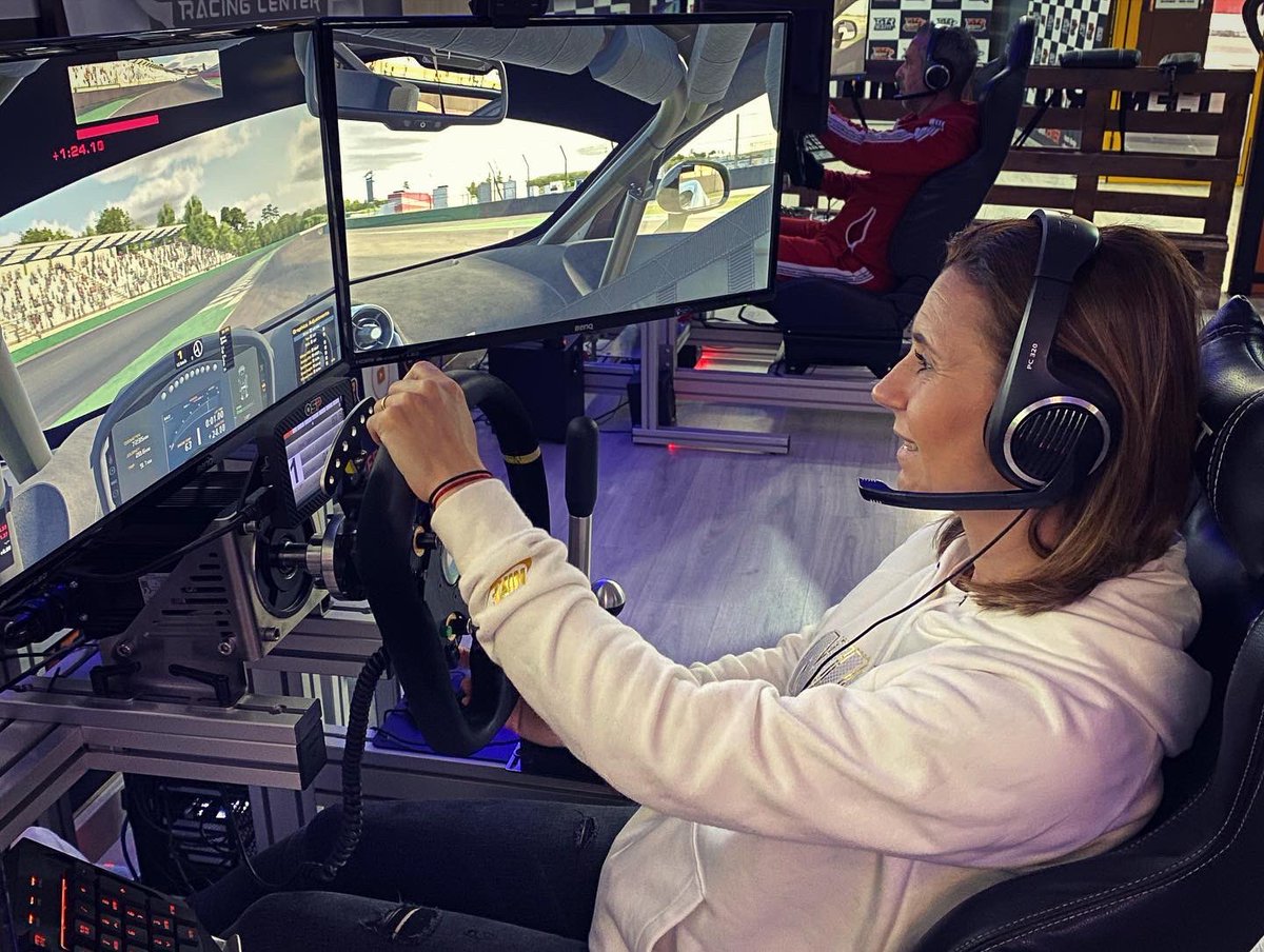 <a href="/maria_kiu/">Kevilly lana</a> en GTRsimCENTER!! 🏁

Centro de Simulación Automovilística de referencia en España, dotado con los mejores simuladores y periféricos del mercado para hacer de tu conducción una grandísima e inolvidable experiencia!!

#Simracing #center #malaga #spain