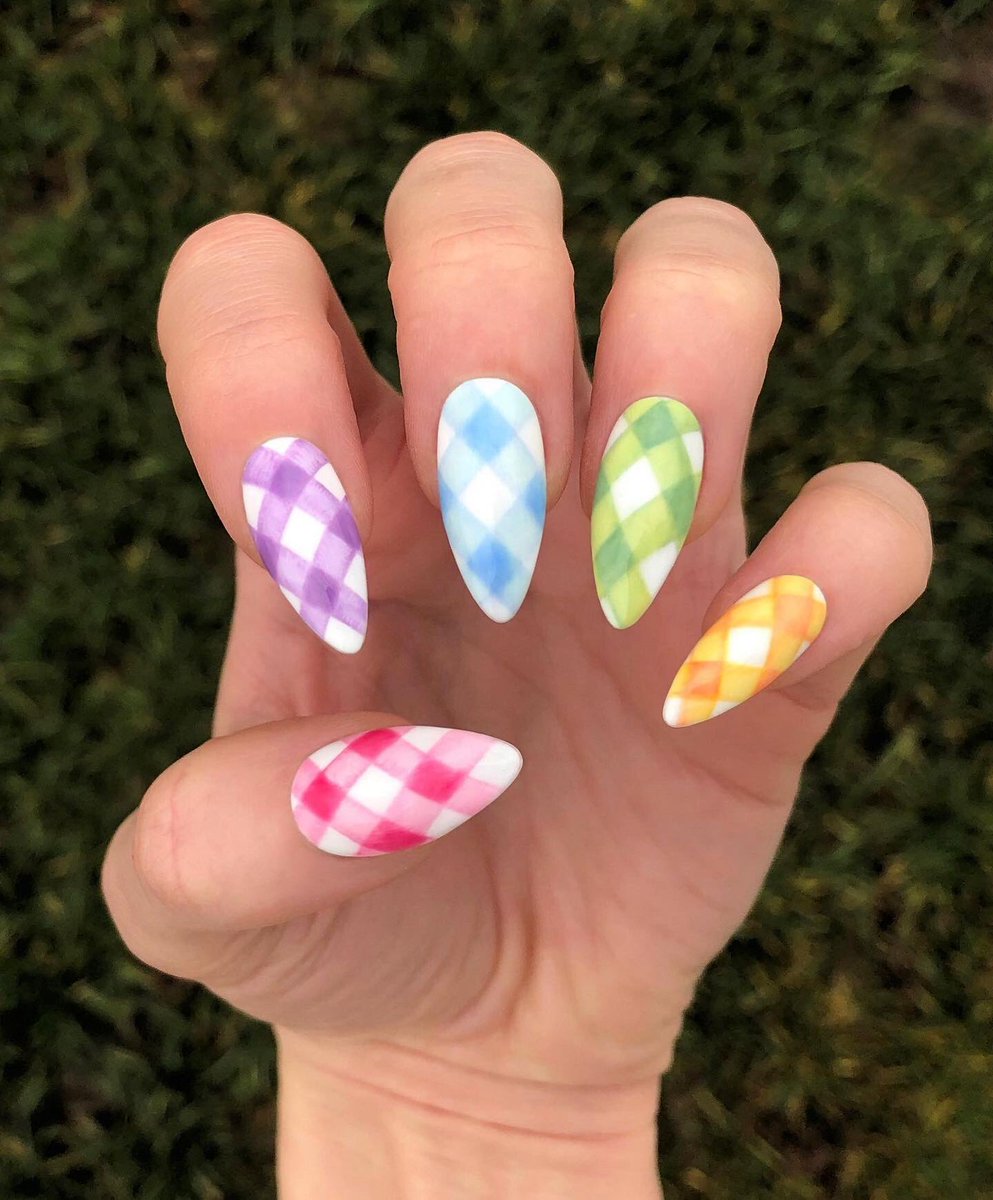 Spring has sprung! Some fun new looks that I filmed video tutorials for in collaboration with OPI. Head to my Instagram channel to see the videos and recreate these nails yourself! #nailedbyceline