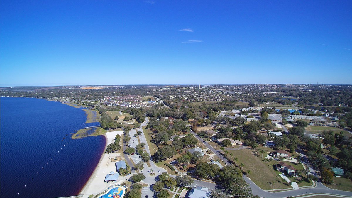 EchoOne71's tweet photo. Beautiful Day!
#Clermont #Florida
#CitrusTower https://t.co/JRgwM2gzgI