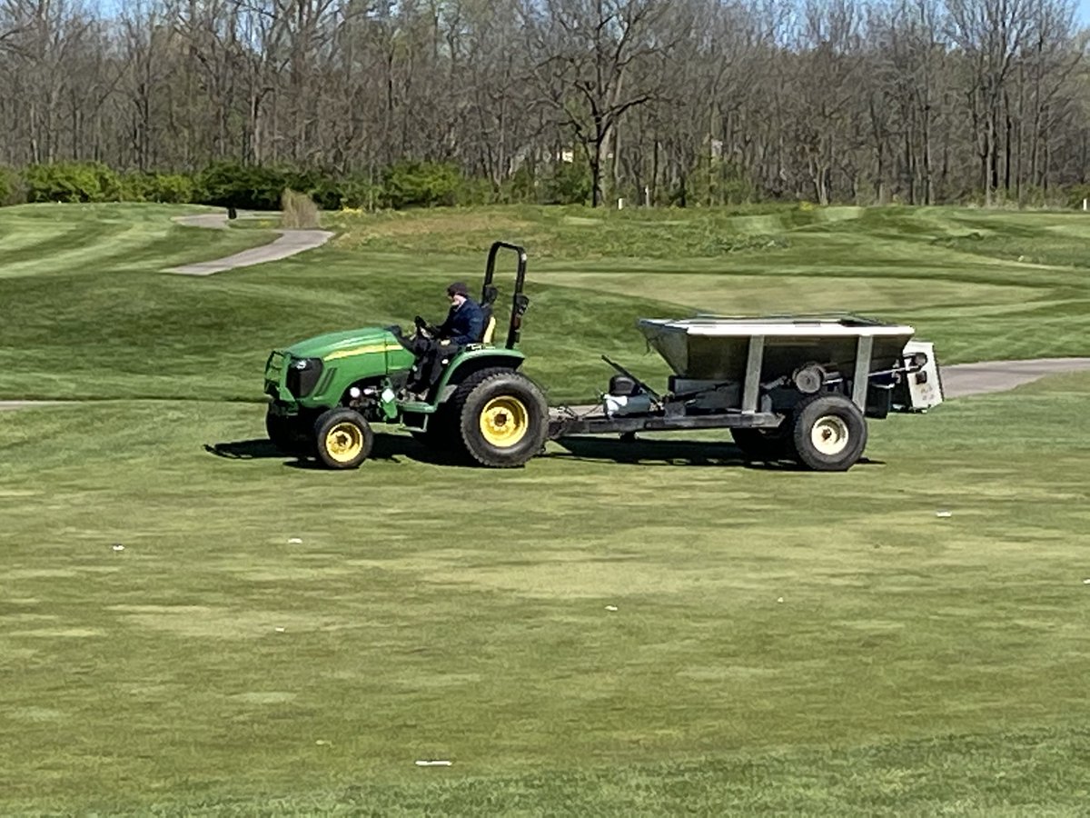 Poly-on app going down on fairways today! 😎 <a href="/FoxHillsGolf/">Fox Hills Golf</a> <a href="/Dougj1/">Doug Johanningsmeier</a>
