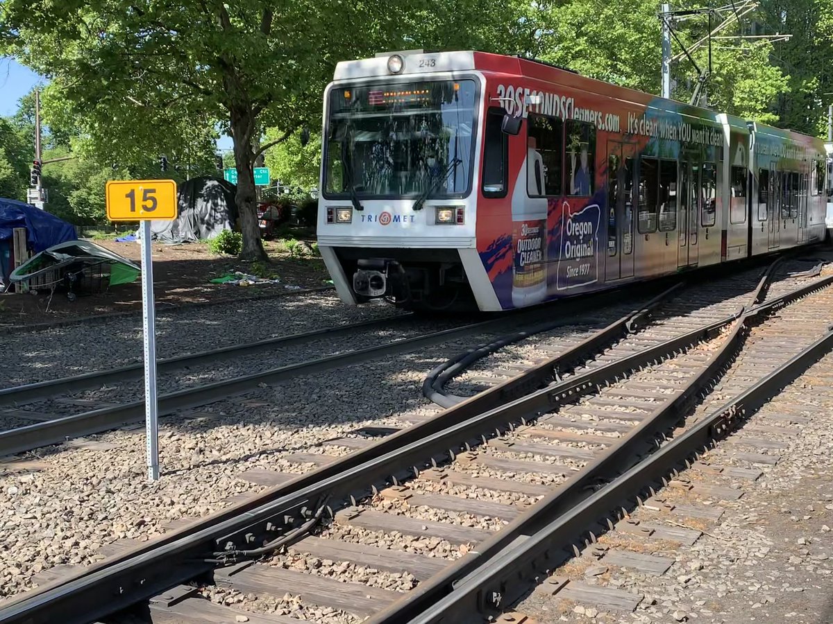 Daryl Mitchell on Twitter "Tune into fox12oregon for the latest on