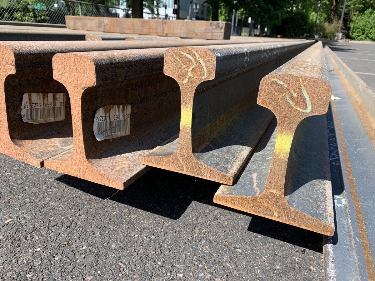 Daryl Mitchell on Twitter "Tune into fox12oregon for the latest on