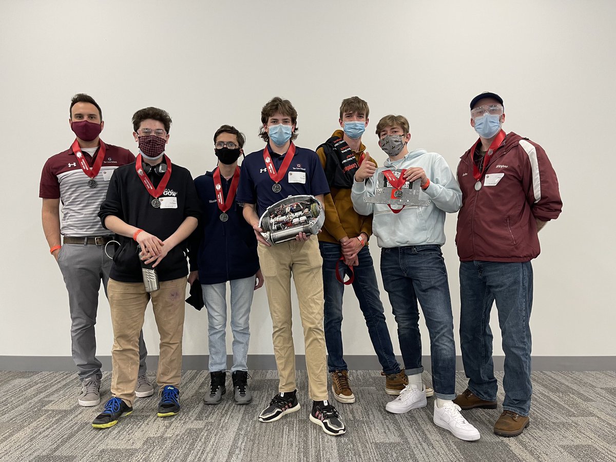 Congratulations to all of the #BotsIQ teams that participated in yesterday’s first (of four) competitions. 

A special congratulations to:
1st Place team - <a href="/PlumRobotics/">PHSRobotics</a>’s team Polaris
2nd Place team - The Gow School’s team Radical Roomba

#battleyourbotoff #manufacturing #STEM