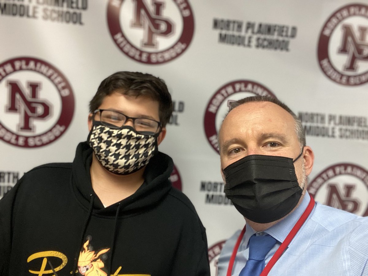 Great day to be a student in ⁦<a href="/NPSD_MS/">NPSD_MS</a>⁩ we are all here to #WorkWithAPurpose abs have some fun doing it!!!