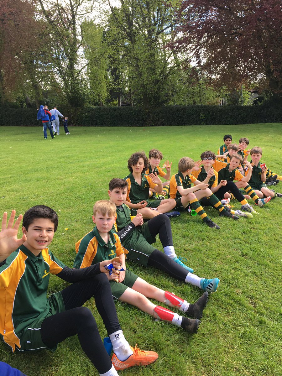 BirchfieldSport's tweet photo. U11 boys enjoying a well earned match tea at @TheRoyalSchool ⚽️ #birchfieldsport #sportforall https://t.co/7OxuxuU57n